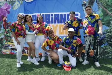 El equipo de Colombianos en New York en el photocall