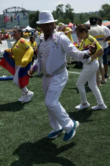 El público del festival: familias, amigos y camisetas de la selección